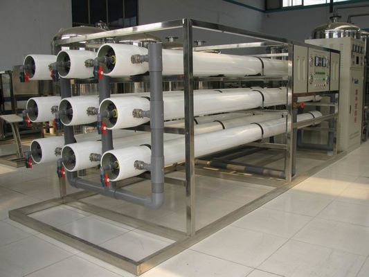 Συσκευασμένο εργοστάσιο επεξεργασίας 10m3/H αντίστροφης όσμωσης νερού γεωτρήσεων