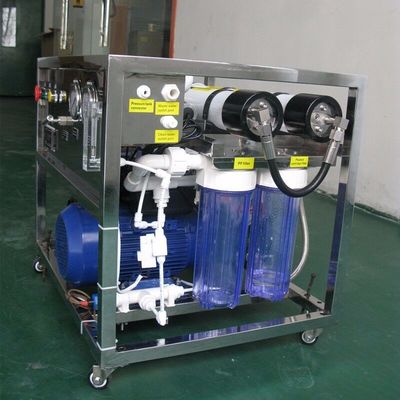 Μικρές εγκαταστάσεις 99,7% αποδοτικότητα Antibacteria 220V νερού της θάλασσας RO απόρριψης