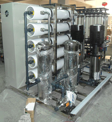 100TPH φίμπεργκλας υλικό 10kw εγκαταστάσεων αντίστροφης όσμωσης RO αφαλάτωσης