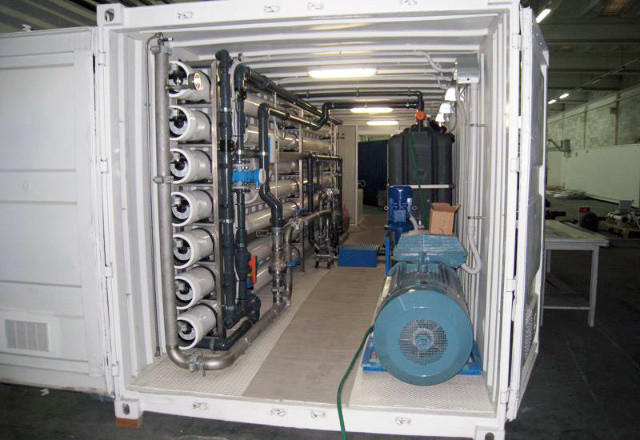 Mobile Containerized Borehole Sea Salt Water Marine RO System RO Filtration System Water Treatment System for Drinking Irrigation