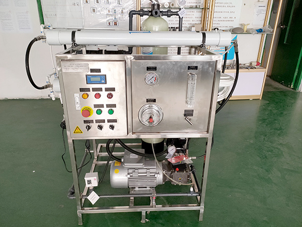 Solar Mini Mobile RO Water Desalination Plant Portable Seawater Desalination Plant